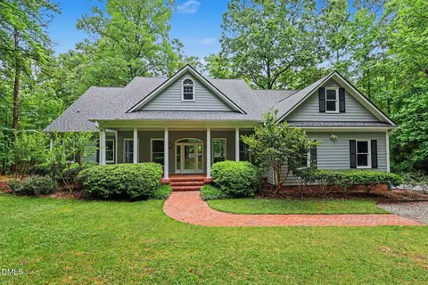 617 Bowden Rd, Chapel Hill, NC 27516