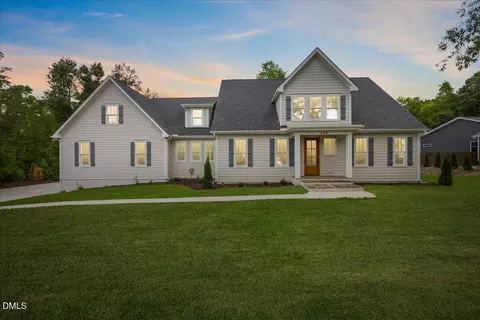 420 W Corbin St, Hillsborough, NC 27278