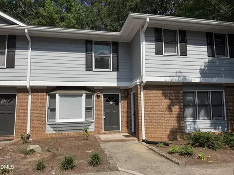 112 Old Cooper Sq UNIT N4, Chapel Hill, NC 27517