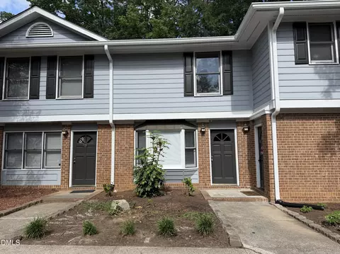 112 Old Cooper Sq UNIT N4, Chapel Hill, NC 27517