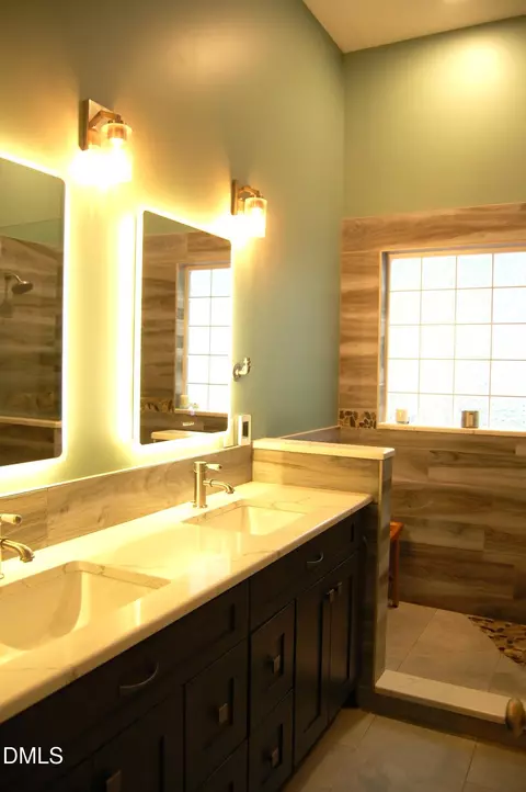Bath - 3703 Dillon Ln, Wake Forest, NC 27587 photo 2 of 7