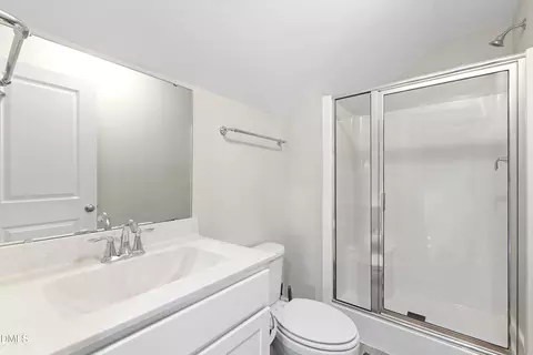 Bath - 808 Adeline Ct, Durham, NC 27713 photo 5 of 5