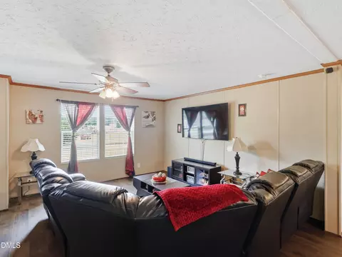 Living - 175 179 Emerson Ln, Smithfield, NC 27577 photo 2 of 5