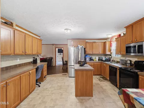 Kitchen - 175 179 Emerson Ln, Smithfield, NC 27577 photo 2 of 4