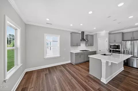 328 Oakwood Crest Dr, Knightdale, NC 27545