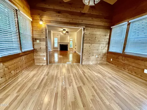 Exterior - 413 W Oak Ave, Wake Forest, NC 27587 photo 3 of 4