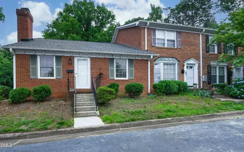 4620 Lawndale #E, Greensboro, NC 27455
