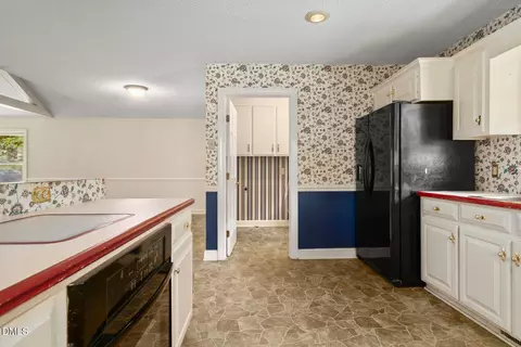 Kitchen - 6562 Squirrel Den Rd, Bailey, NC 27807 photo 5 of 5