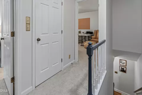 Entry Way - 2424 Mapleton Ln, Raleigh, NC 27613 photo 2 of 2