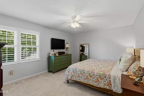 Bedroom - 2424 Mapleton Ln, Raleigh, NC 27613 photo 3 of 7