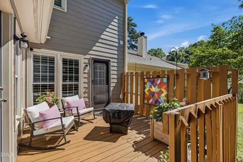 Exterior - 2424 Mapleton Ln, Raleigh, NC 27613 photo 3 of 7