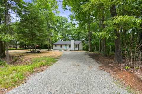 1007 Mcneill Rd, Sanford, NC 27330