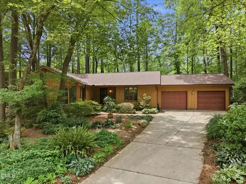 1805 Warwood Ct, Raleigh, NC 27612