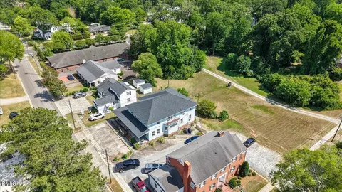 View/Area - 206 E Church St, Smithfield, NC 27577 photo 5 of 10