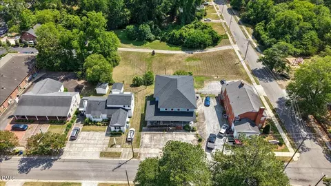 View/Area - 206 E Church St, Smithfield, NC 27577 photo 2 of 10