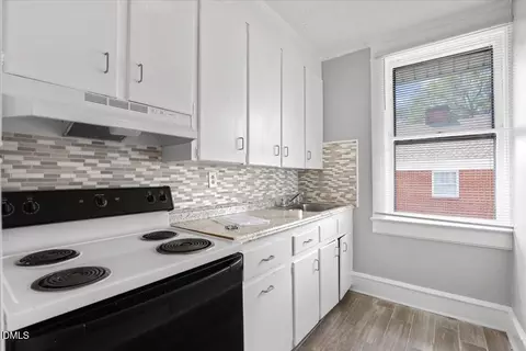 Kitchen - 206 E Church St, Smithfield, NC 27577 photo 5 of 6
