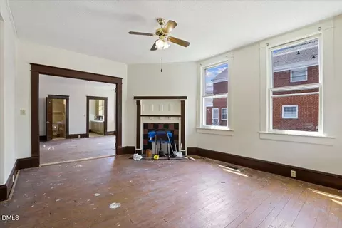 Living - 206 E Church St, Smithfield, NC 27577 photo 1 of 6