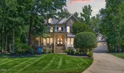 49 Serenia Cir, Clayton, NC 27527