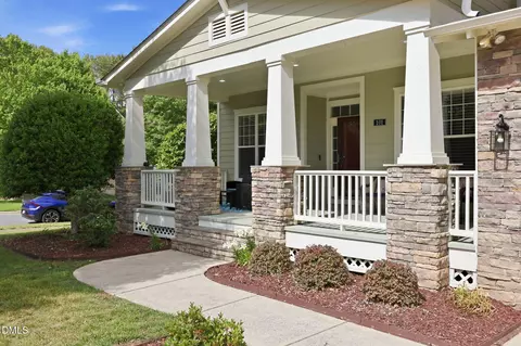 101 Bayless Ridge Ct, Morrisville, NC 27560