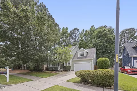 1008 Scotts Ridge Trl, Apex, NC 27502