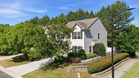 100 Torrey Heights Ln, Durham, NC 27703