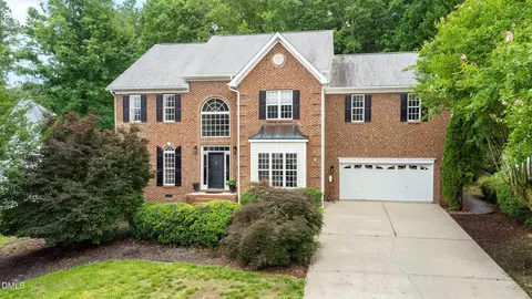 3544 Dewing Dr, Raleigh, NC 27616