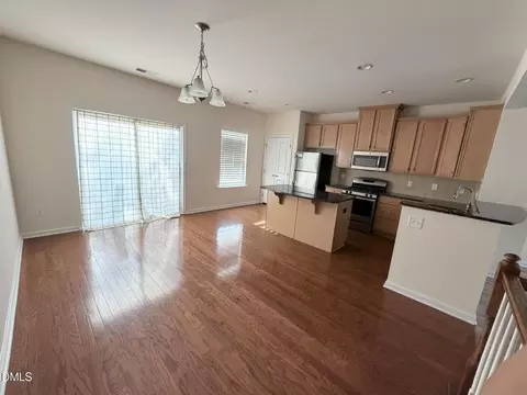 Living - 717 Suffield Way, Cary, NC 27519 photo 1 of 4