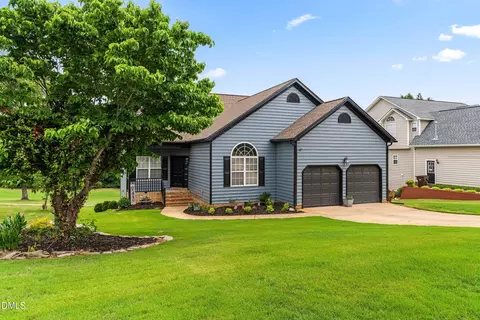 744 Seastone St, Raleigh, NC 27603