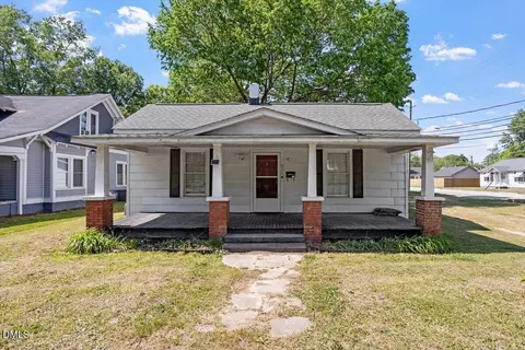 511 N Webb St, Selma, NC 27576