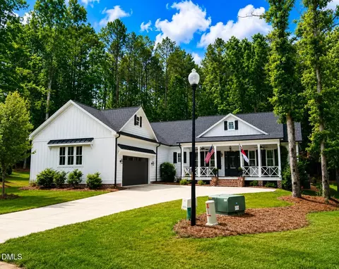 199 Wilmington Island Dr, Clayton, NC 27527