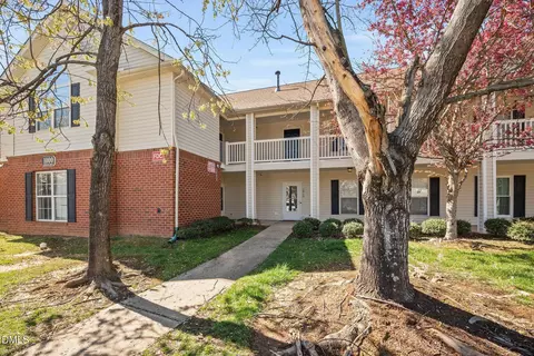 1022 Bergman Dr, Morrisville, NC 27560