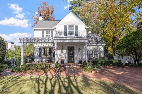 2626 Dover Rd, Raleigh, NC 27608