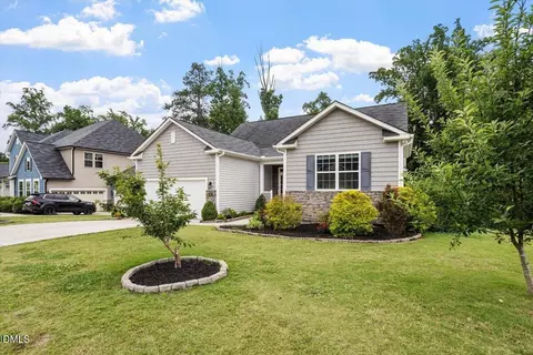 250 Roaring Creek Dr, Garner, NC 27529