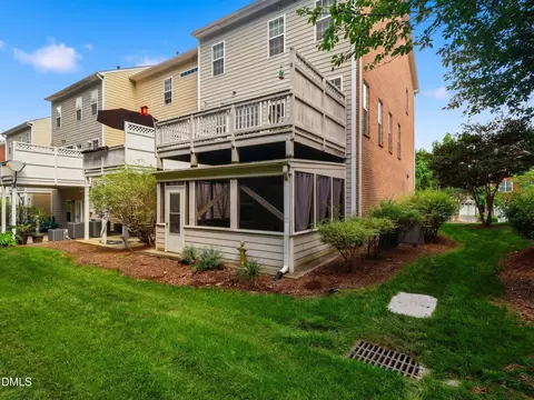 Exterior - 351 Bridgegate Dr, Cary, NC 27519 photo 5 of 5