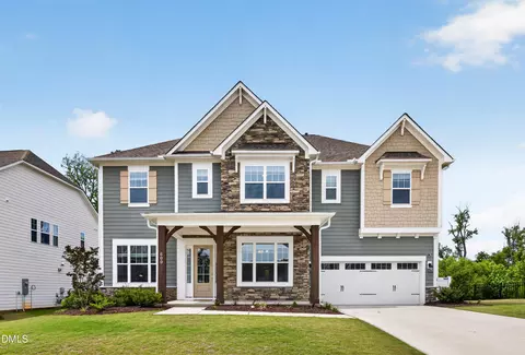 600 Ressler St, Holly Springs, NC 27540
