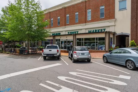 700 Market St UNIT 207, Chapel Hill, NC 27516