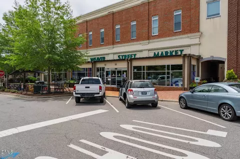 700 Market St UNIT 207, Chapel Hill, NC 27516