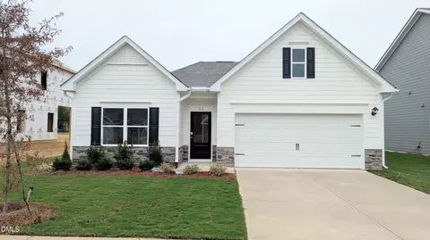 86 Chardonnay Dr, Lillington, NC 27546