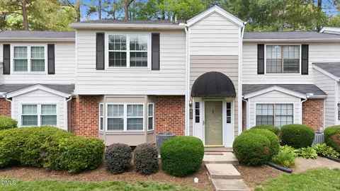 7605 Falcon Rest Cir, Raleigh, NC 27615