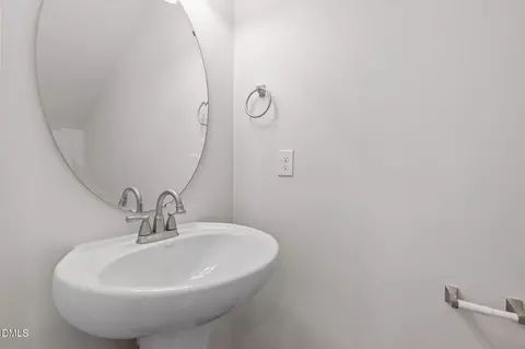 Bath - 2516 Rolling Pines Ave, Durham, NC 27703 photo 1 of 5