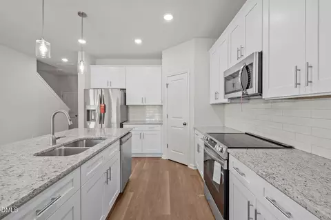 Kitchen - 2516 Rolling Pines Ave, Durham, NC 27703 photo 3 of 4