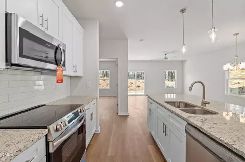 Kitchen - 2516 Rolling Pines Ave, Durham, NC 27703 photo 4 of 4