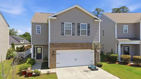 559 Golden Villas Dr, Battleboro, NC 27809