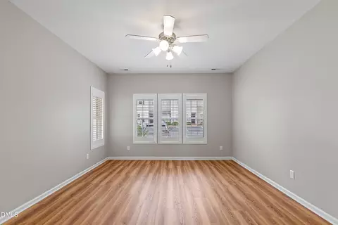 Living - 705 Glen Rd #111, Garner, NC 27529 photo 3 of 5