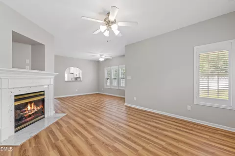 Living - 705 Glen Rd #111, Garner, NC 27529 photo 5 of 5