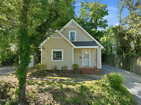 107 Carr St, Chapel Hill, NC 27516