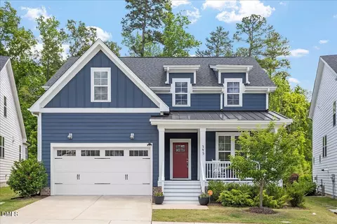 345 Chauncey Cir, Chapel Hill, NC 27516