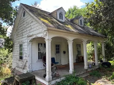 1425 N Mangum St, Durham, NC 27701