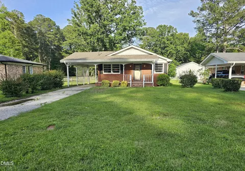 408 Oak St, Smithfield, NC 27577