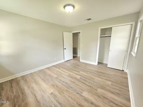 Bedroom - 408 Oak St, Smithfield, NC 27577 photo 5 of 6